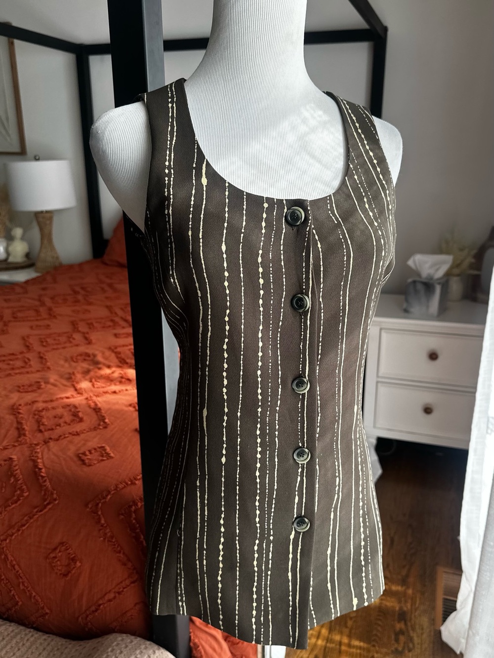 Y2K Jones Wear Brown Button Up Tank with Cream Pinstripe